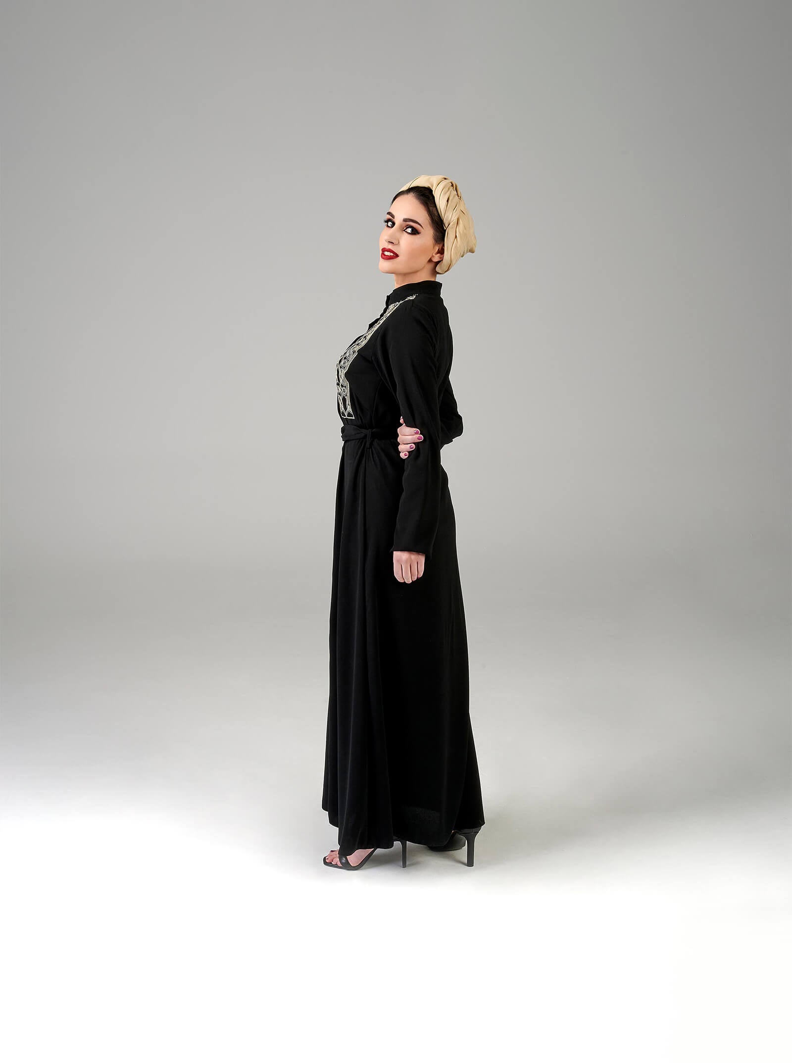 Black abaya outlet with gold embroidery